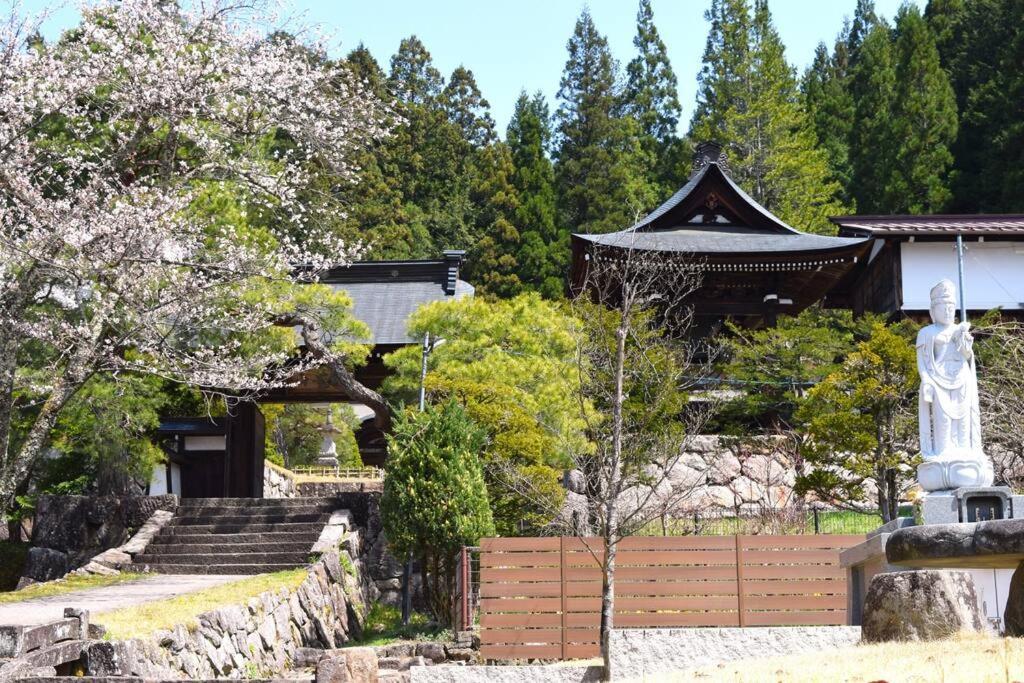 高山市 Atagoyaヴィラ エクステリア 写真